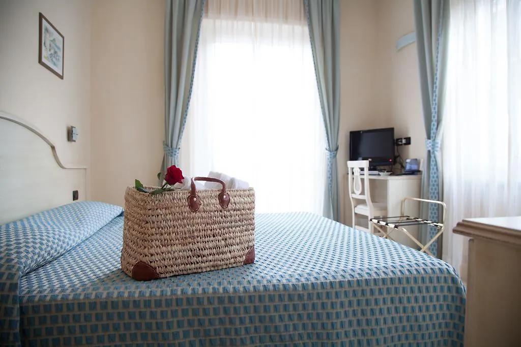 Hotel Rosa&Spa Alassio 3*,